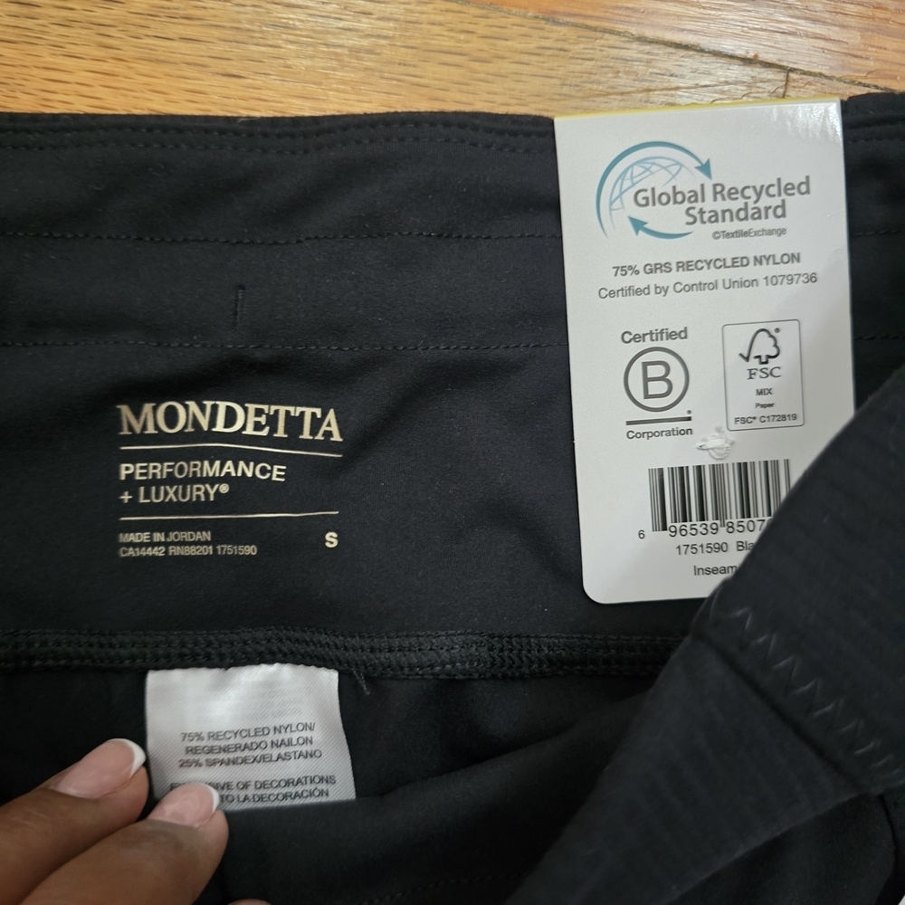 Mondetta Black High-Waisted Bike Shorts - Picture 4 of 9